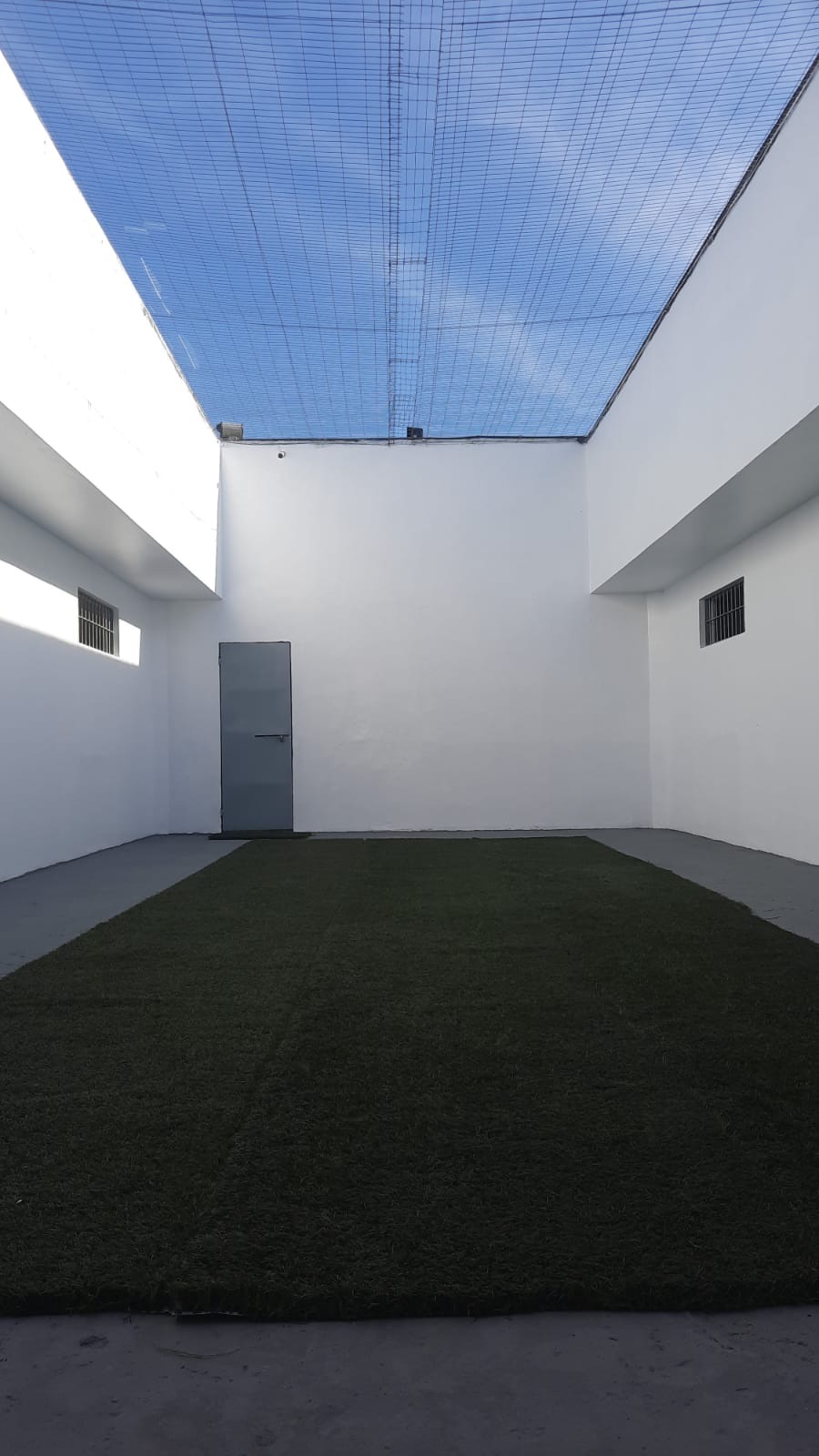 Leia mais sobre o artigo GRAMA SINTÉTICA E NOVA PINTURA NA QUADRA DO CASEP DE RIO DO SUL