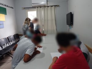 Leia mais sobre o artigo LIDANDO COM AS DIFICULDADES NA SEMILIBERDADE DE BLUMENAU
